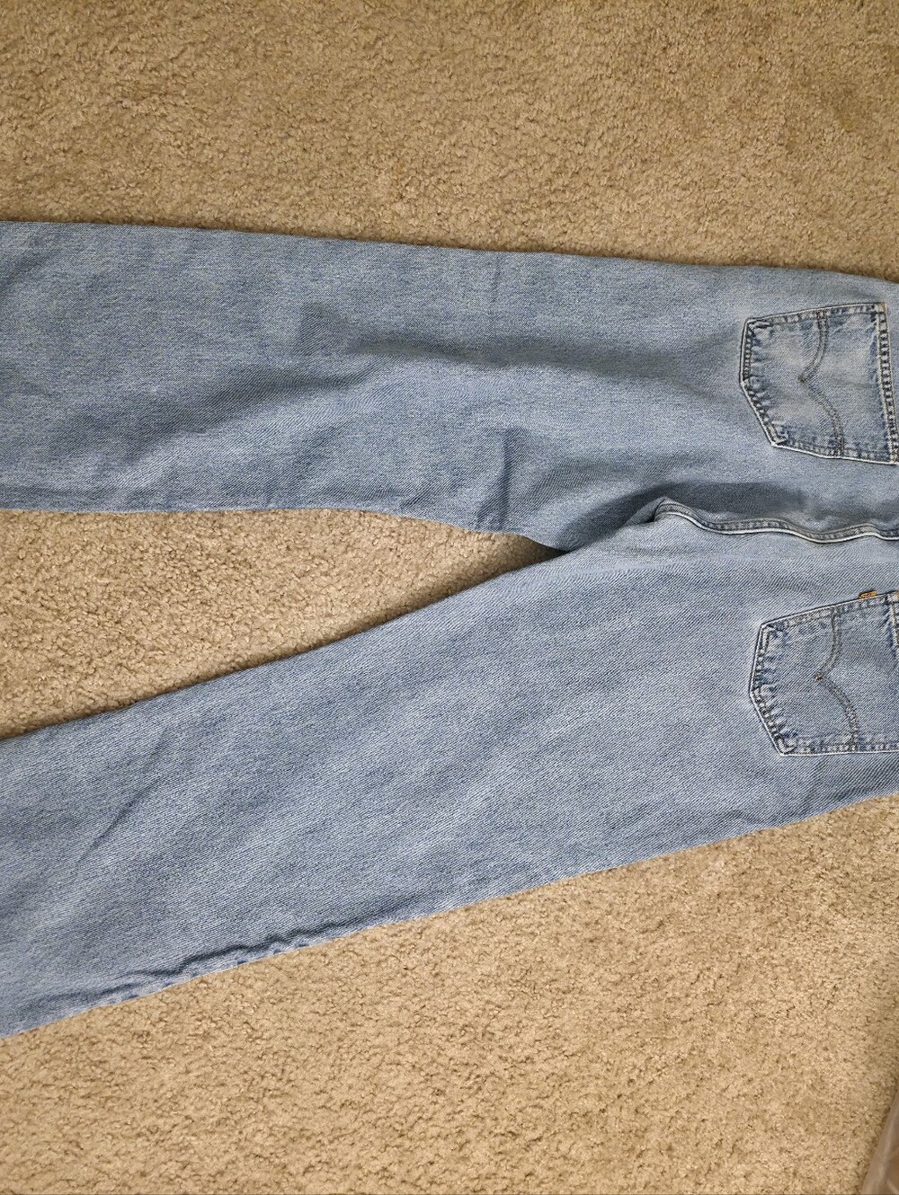 Levis - Picture 2 of 5